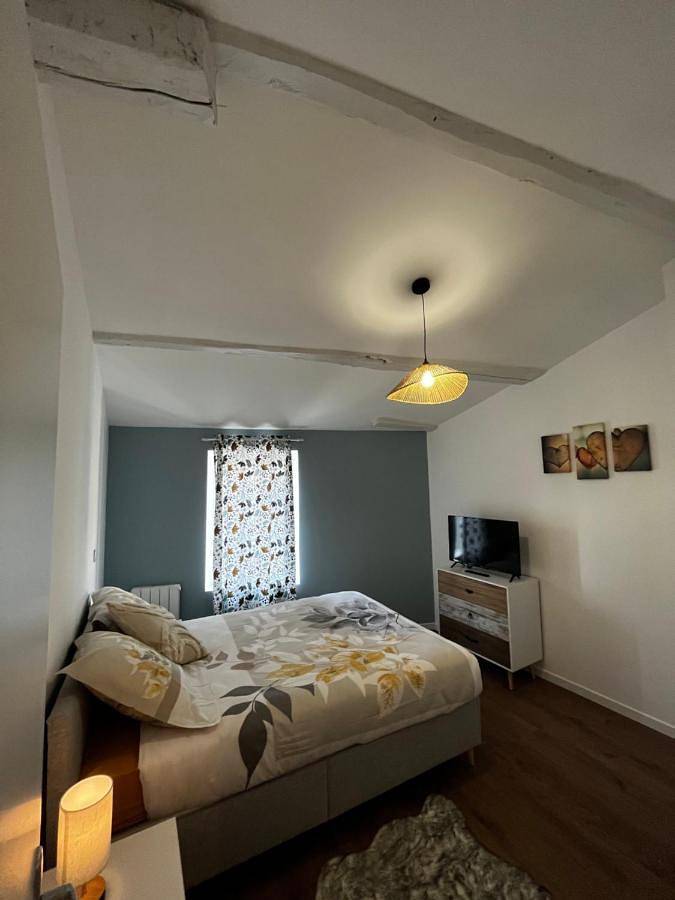 Appartement entier, La maison castelpontine T4 in Pont-du-Château, Région de Clermont-Ferrand