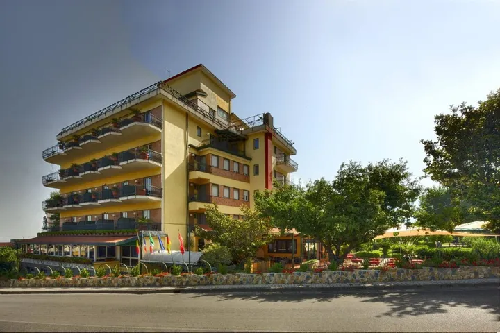 Hôtel pour 2 personnes, avec vue et jardin - 1