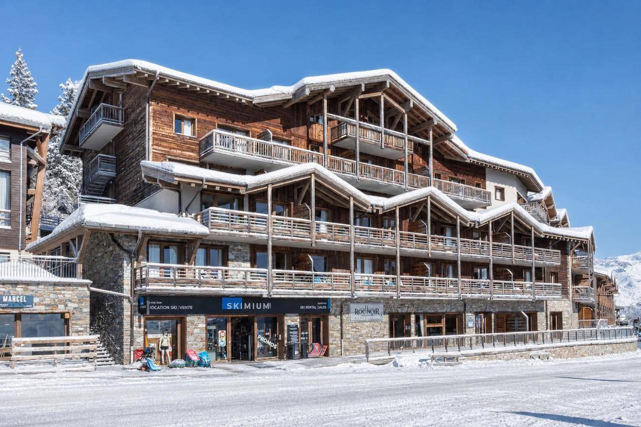 Residence Le Roc Noir by Alpapart in La Rosière, Montvalezan