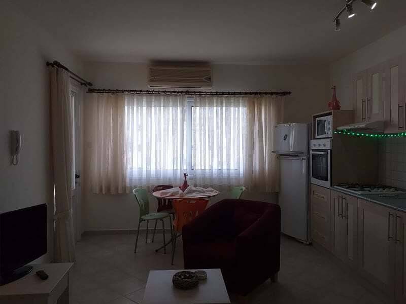 Hel ferielejlighed, Sunrise Beach Club-Sleeps 6-Aircon-Sea View in Nordcypern