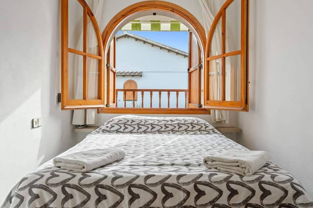House 100m beach with 2 pools and barbecue in Calafell, Costa Dorada