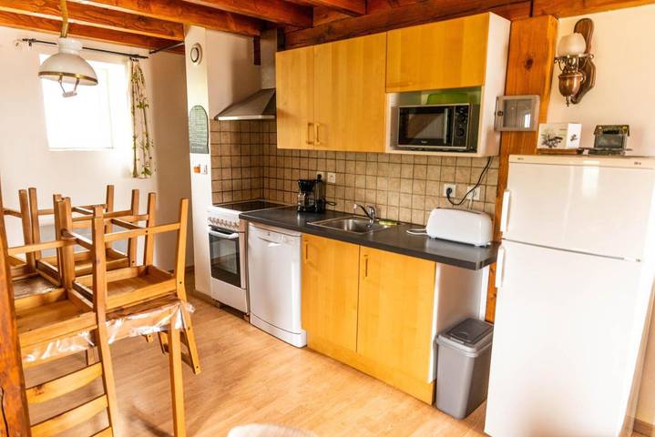 Gîte pour 5 personnes, avec vue ainsi que jardin et terrasse, animaux acceptés à Le Soulié - 4