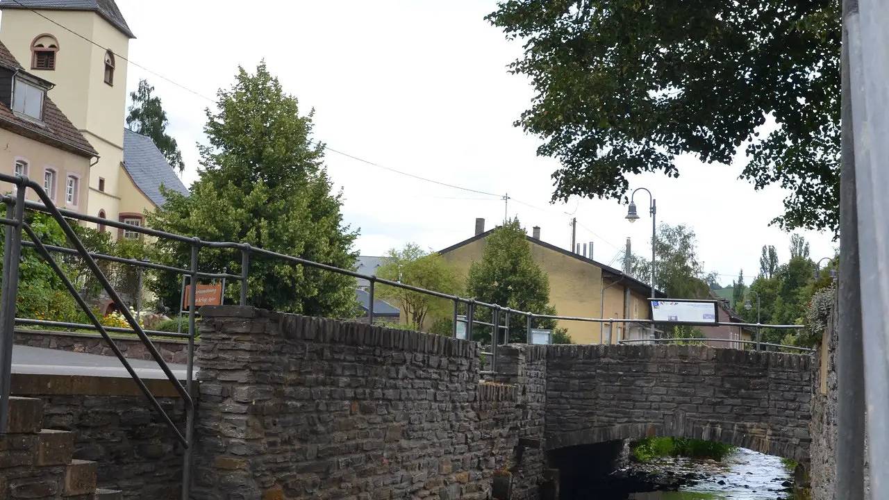 Ganze Ferienwohnung, Ferienwohnung für 4 Personen (75 m²) in Burgen (Bernkastel-Wittlich) in Burgen (bei Bernkastel-Kues), Bernkastel-Kues & Umgebung