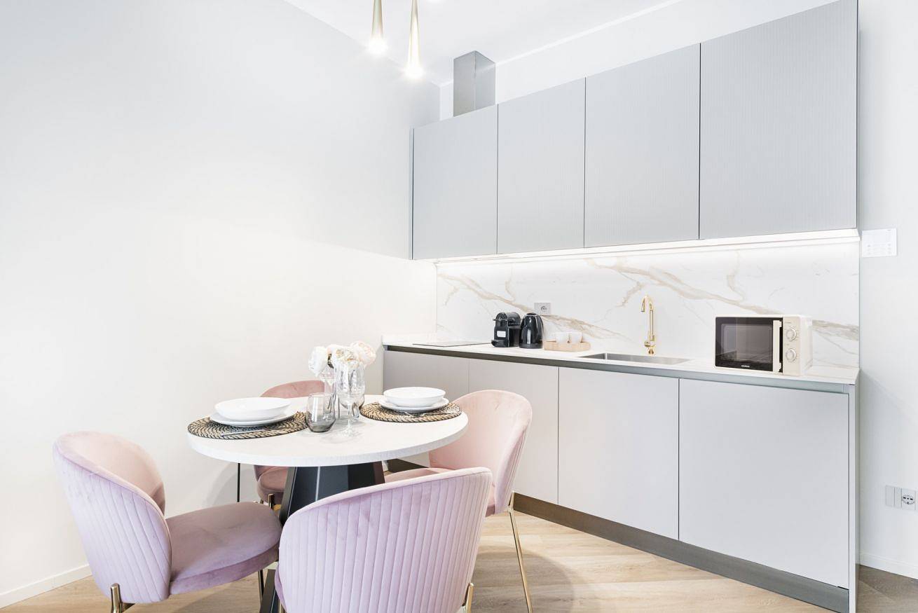 Entire apartment, Duomo Deluxe Apartments #1 in Milan, Milan Province