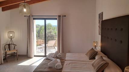 Finca Cas Pago nou in Felanitx, Mallorca Süden für 10 