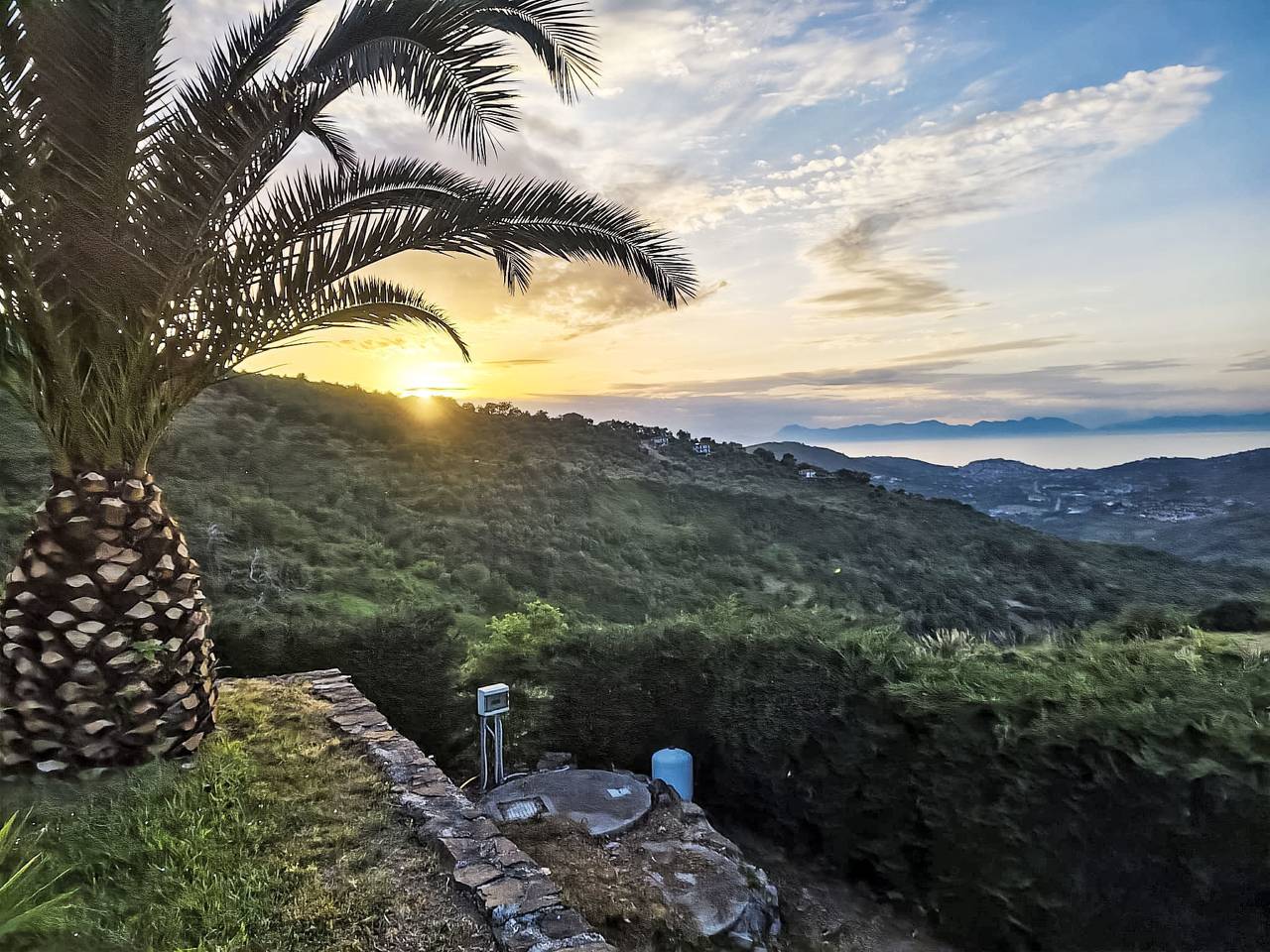 Chalet 'Panorama' mit Infinity-Pool in Laureana Cilento, Cilento Coast