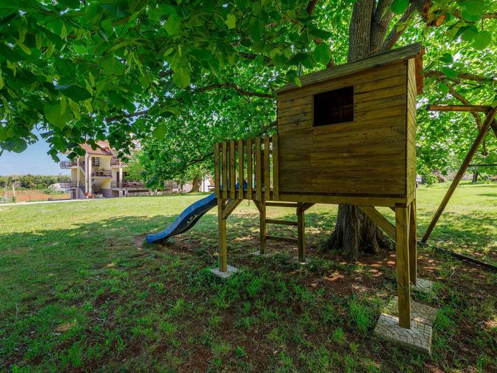 Ferienwohnung für 4 Personen, mit Terrasse und Garten in Savudrija - 4
