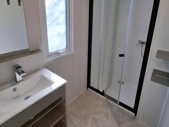 Camping Les Ecossais - Mobilheim 8 personen - Mobilheim Le Pinson 6/8 Personen in Isle-et-Bardais, Montluçon und Umgebung