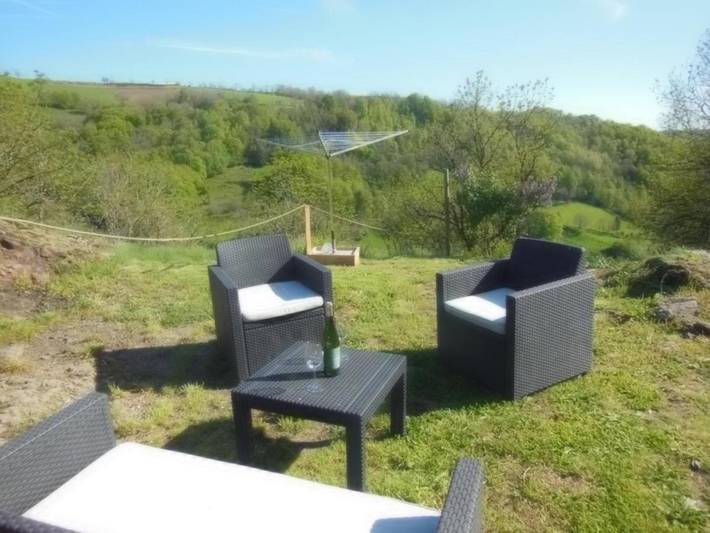 Location de vacances pour 3 personnes, avec jardin à Saint-Clément (Cantal) - 3