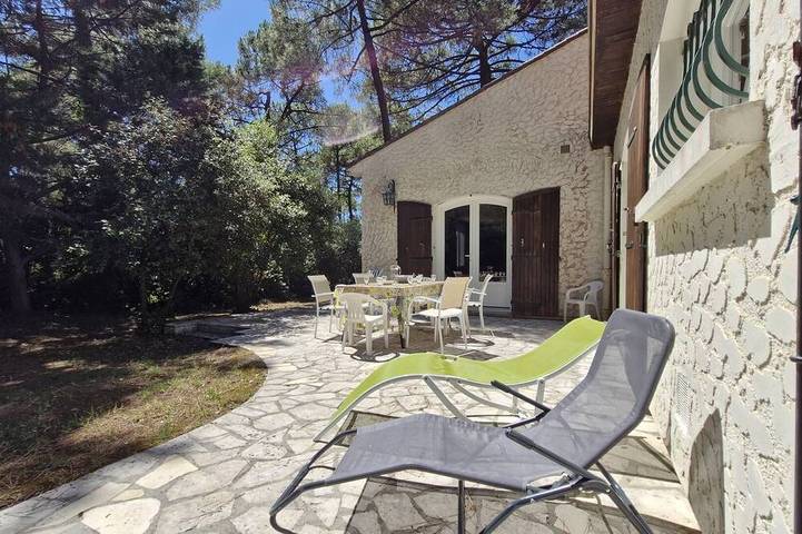 Location de vacances pour 8 personnes dans Zoo La Palmyre