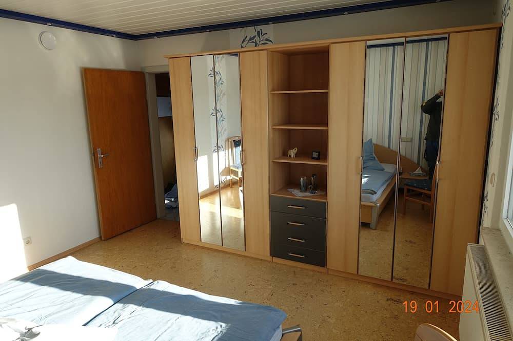 Gemütliches Ferienhaus mit Terrasse, Balkon und Garten im Blauen Ländchen in Miehlen, Lahn-Taunus