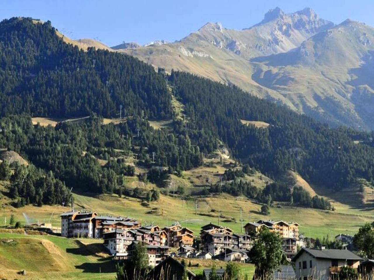 Appartement entier, Appartement à Aussois avec piscine chauffée in Aussois, Région de Saint-Jean-de-Maurienne