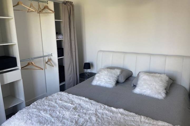 Gîte pour 3 personnes, avec terrasse et jardin à Saint-Amand-les-Eaux - 2