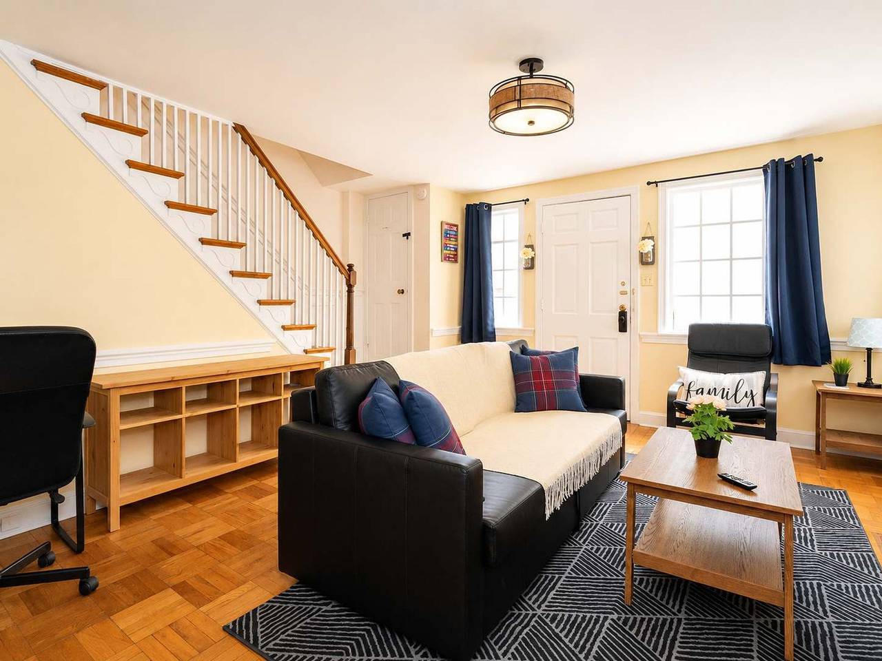 Apartamento entero, Spacious 4Br Cozysuites in Old Town Alexandria in Alexandria (Virginia), Alexandria City