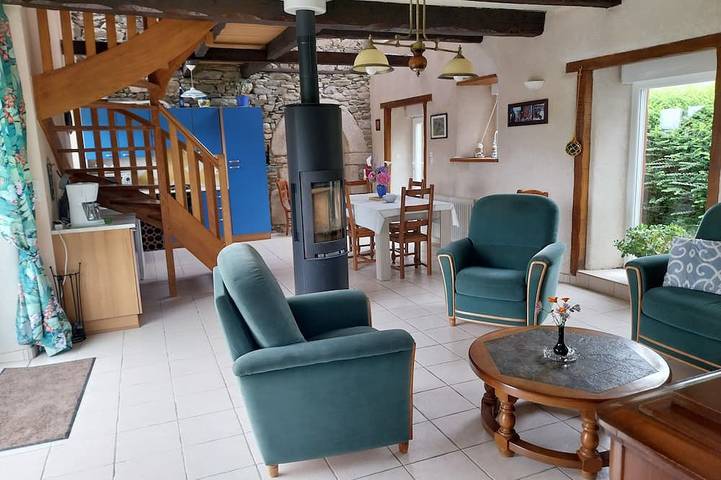 Gîte pour 6 personnes, avec jardin et terrasse