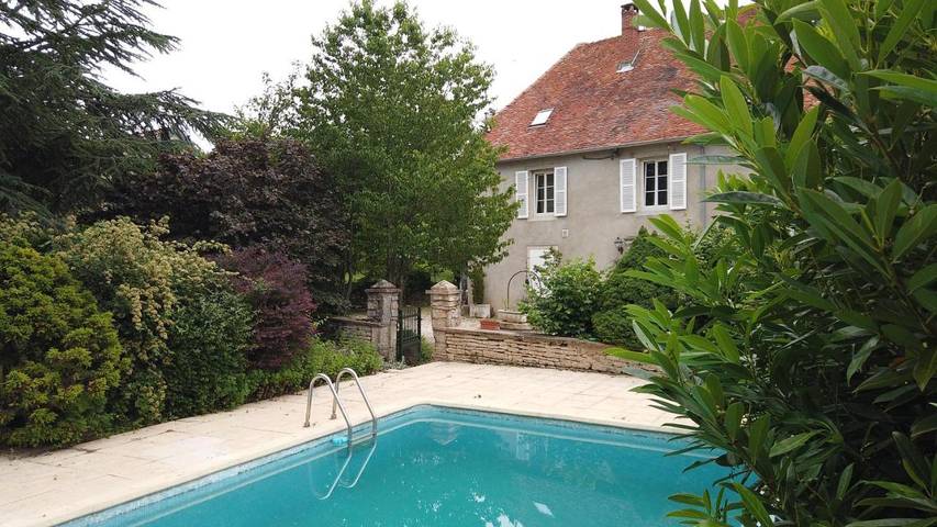 Chambre d’hôte pour 4 personnes, avec jardin et piscine, animaux acceptés dans le Jura - 2