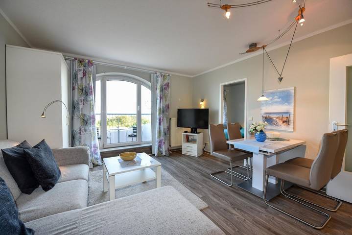 Ferienwohnung für 2 Personen, mit Balkon in Döse - 2