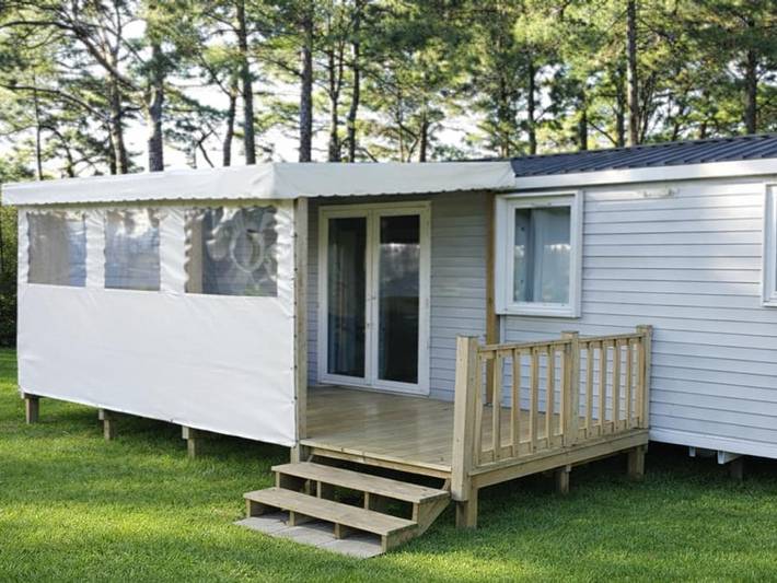 Camping Ushuaïa Villages L'estuaire - Mobilheim 6 personen - - von 33m² bis 40m² - 3 Schlafzimmer - überdachte/halbüberdachte Terrasse -. in Paimbœuf, Loire-Tal
