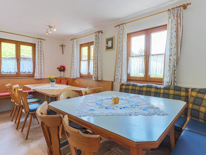 Ganze Wohnung, Gruppenhaus zwischen Westendorf und Brixen im Thale in Brixen im Thale, Kaisergebirge