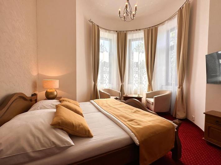 Gîte pour 2 personnes, avec terrasse et jardin à Tábor