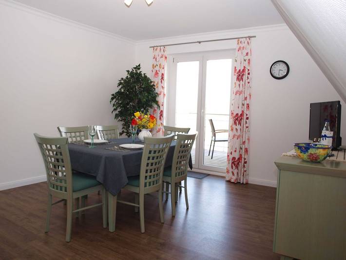 Ferienwohnung für 2 Personen, mit Balkon und Terrasse sowie Garten in Grünendeich - 4