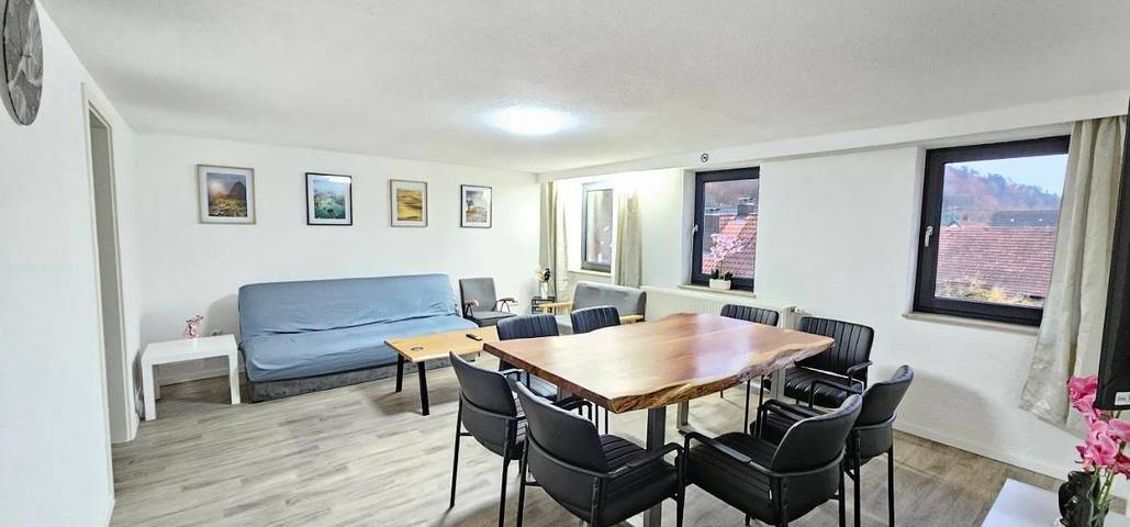 Ferienwohnung für 8 Personen, mit Balkon und Terrasse sowie Garten in Blaubeuren
