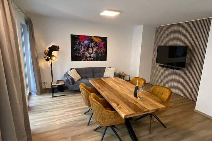 Ferienwohnung für 5 Personen, mit Balkon und Sauna in Echternacherbrück