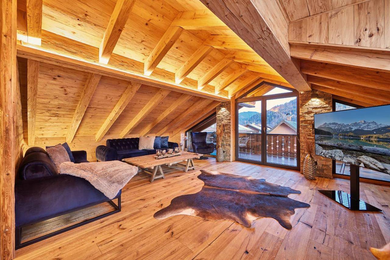 Ganze Wohnung, Two-Bedroom Apartment in Garmisch-Partenkirchen, Bayerische Alpen