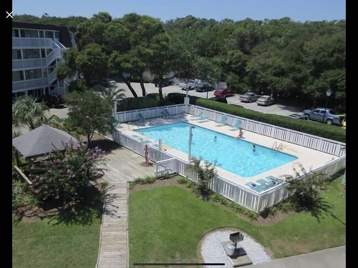 Vacation rental for 5 people, with balcony and pool as well as hot tub in Kure Beach