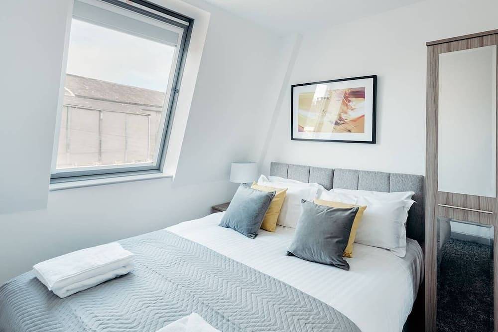 Entire apartment, The Lister Apartment 213 in Halifax (West Yorkshire), West Yorkshire