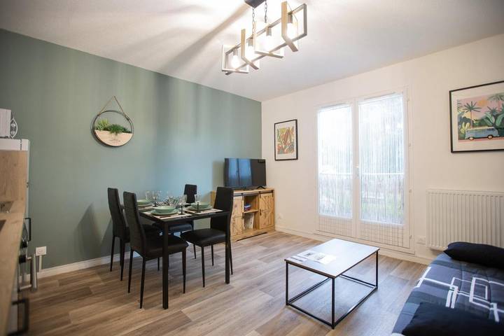 Gîte pour 4 personnes, avec piscine ainsi que vue et jardin à Saint-Jean-en-Royans - 3