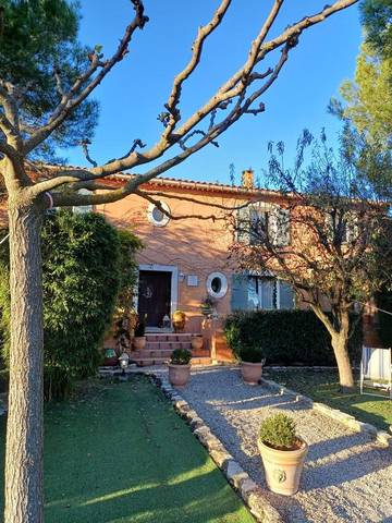 Chambre d’hôte pour 2 personnes, avec jardin à Saint-Saturnin-lès-Avignon