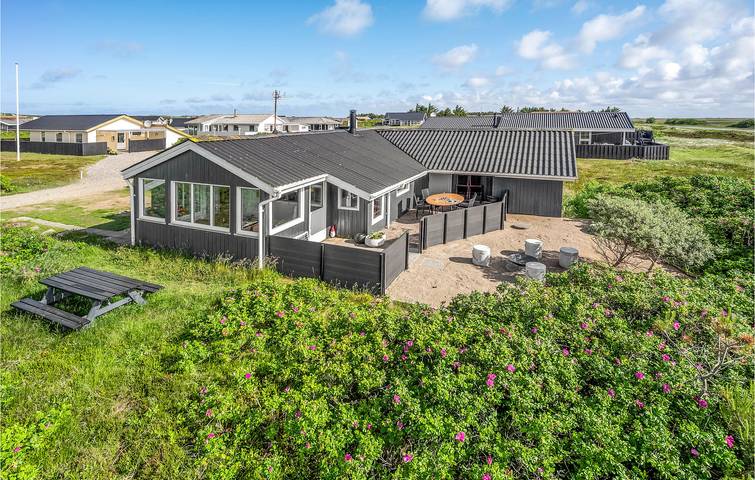 Ferienhaus für 6 Personen mit Terrasse in Hvide Sande, Holmsland Klit