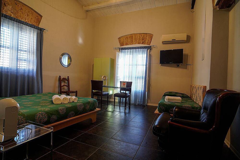 An ancient Sicilian house with a sea-view terrace in the heart of the city. in Agrigento, Agrigento Provinz
