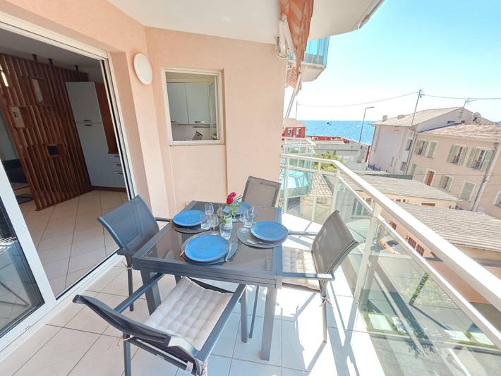 Gîte pour 4 personnes, avec terrasse dans Jardins des Hespérides - 2