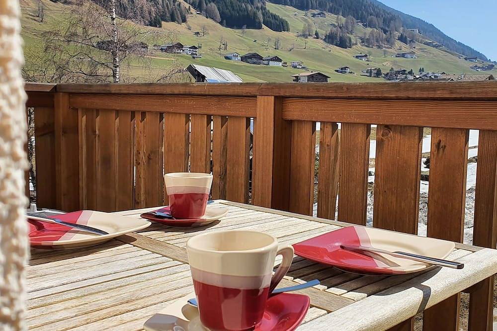 Ganze Wohnung, Wohlfühl-Angererhof: Nähe Drei Zinnen - Appartement Monte Cristallo (2P) - Aktiv in Kartitsch, Karnischer Hauptkamm