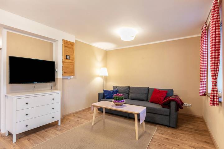 Ferienwohnung für 4 Personen, mit Balkon und Garten in Milmersdorf