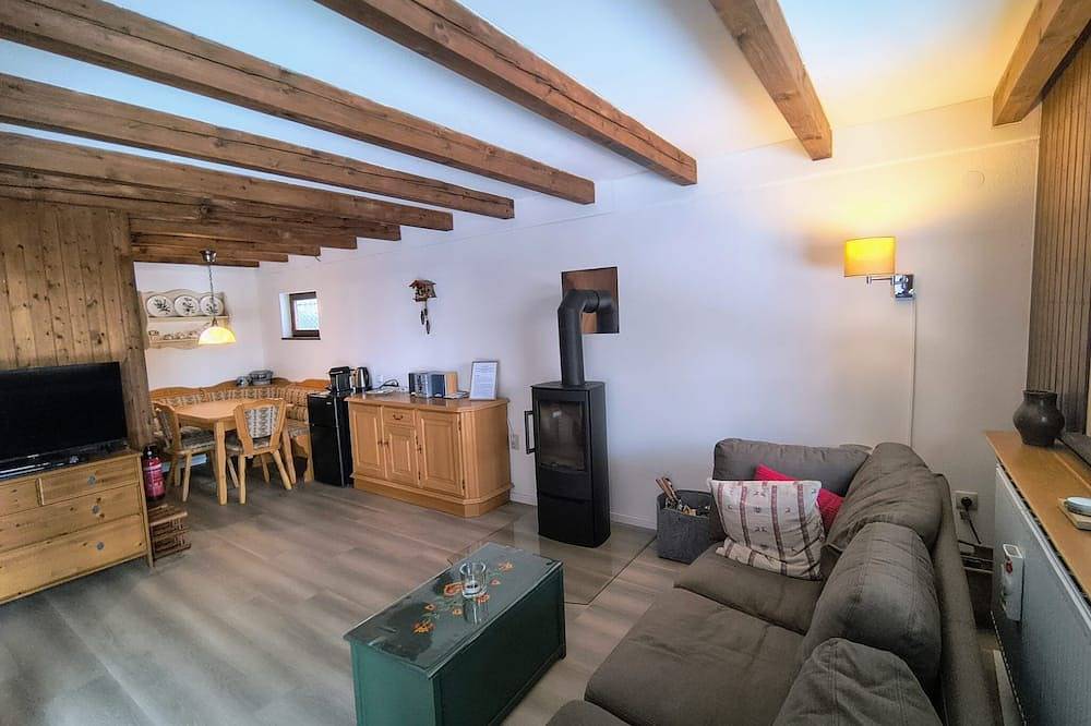 Gemütl. Ferienhaus im Schwarzwald; Wanderwege, Freibad, Loipen - 5 min. entfernt in Schramberg, Mittlerer Schwarzwald