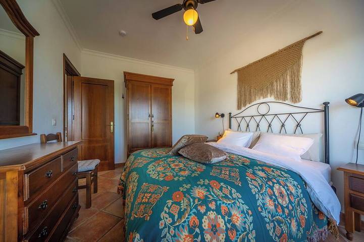Boutique B&B Casa La Calera 15+/ Caminito del Rey-15 min/Ronda-25 min/Teba-5 min in Teba, Málaga Provinz