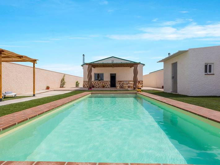 Casa rural para 8 personas, con jardín y piscina, Se admiten mascotas en Sierra Sur de Sevilla - 3