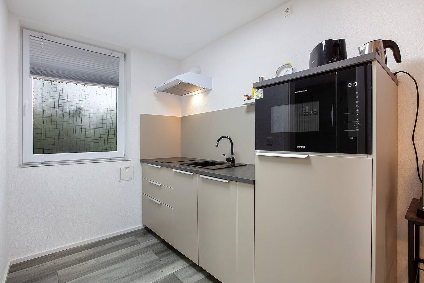 Estudio entero, Apartamento 'Motel Ambiente 3 – Estudio de lujo' con wifi y aire acondicionado in Bad Säckingen, Bosque Negro sur