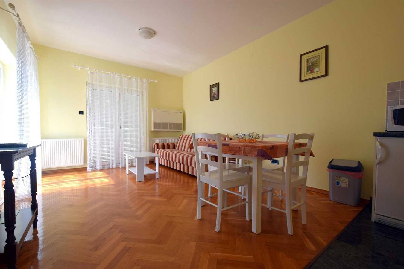 Ganze Wohnung, Apartment Luka 1 mit zwei Schlafzimmern in Milcetici, Krk