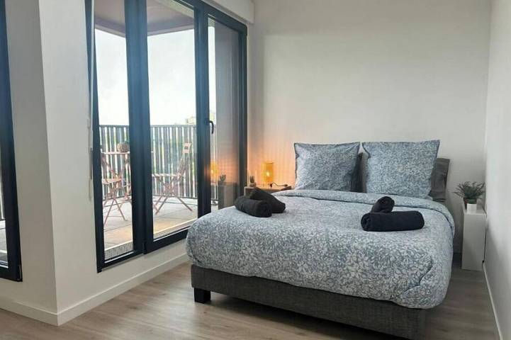 Gîte pour 8 personnes, avec balcon à Bobigny - 4