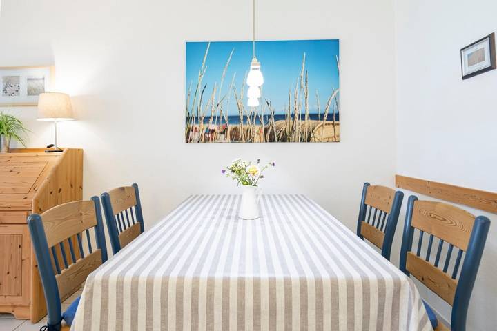 Ferienhaus für 4 Personen, mit Terrasse und Garten in Kellenhusen - 2