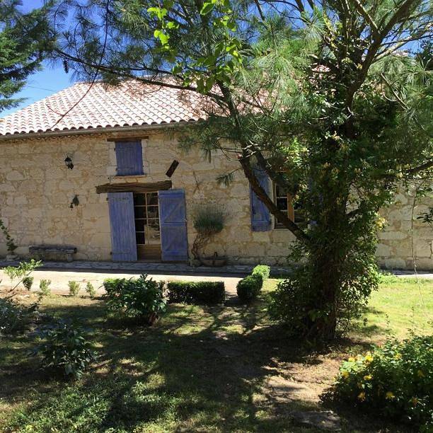 Location de vacances pour 2 personnes, avec vue ainsi que jardin et terrasse à Caumont (Tarn-et-Garonne)