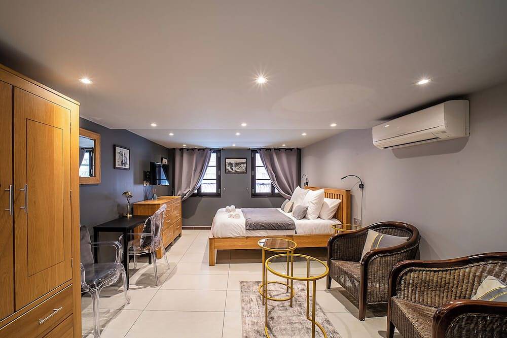 Appartement entier, Escapade Urbaine : Suite Maillol au Centre avec Wifi Gratuit in Perpignan, Côte d'Améthyste