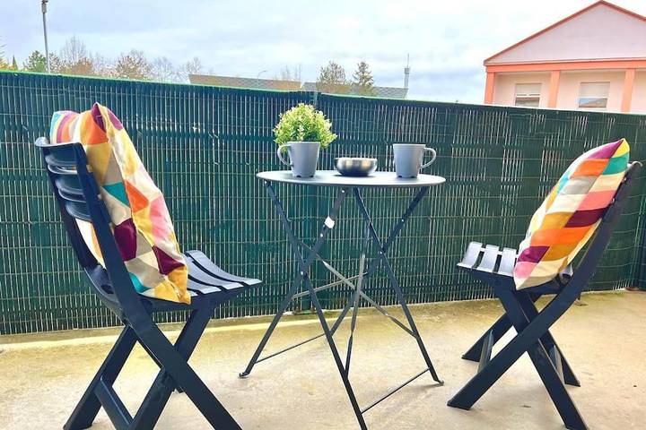 Gîte pour 4 personnes, avec balcon à Jaunay-Clan - 3