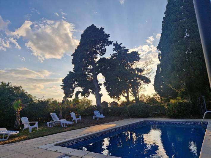 Location de vacances pour 14 personnes, avec piscine ainsi que jardin et vue à Ventenac-en-Minervois - 4