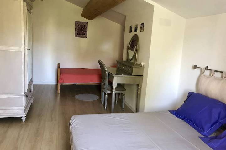 Location de vacances pour 10 personnes, avec terrasse et jardin à Entrecasteaux - 3