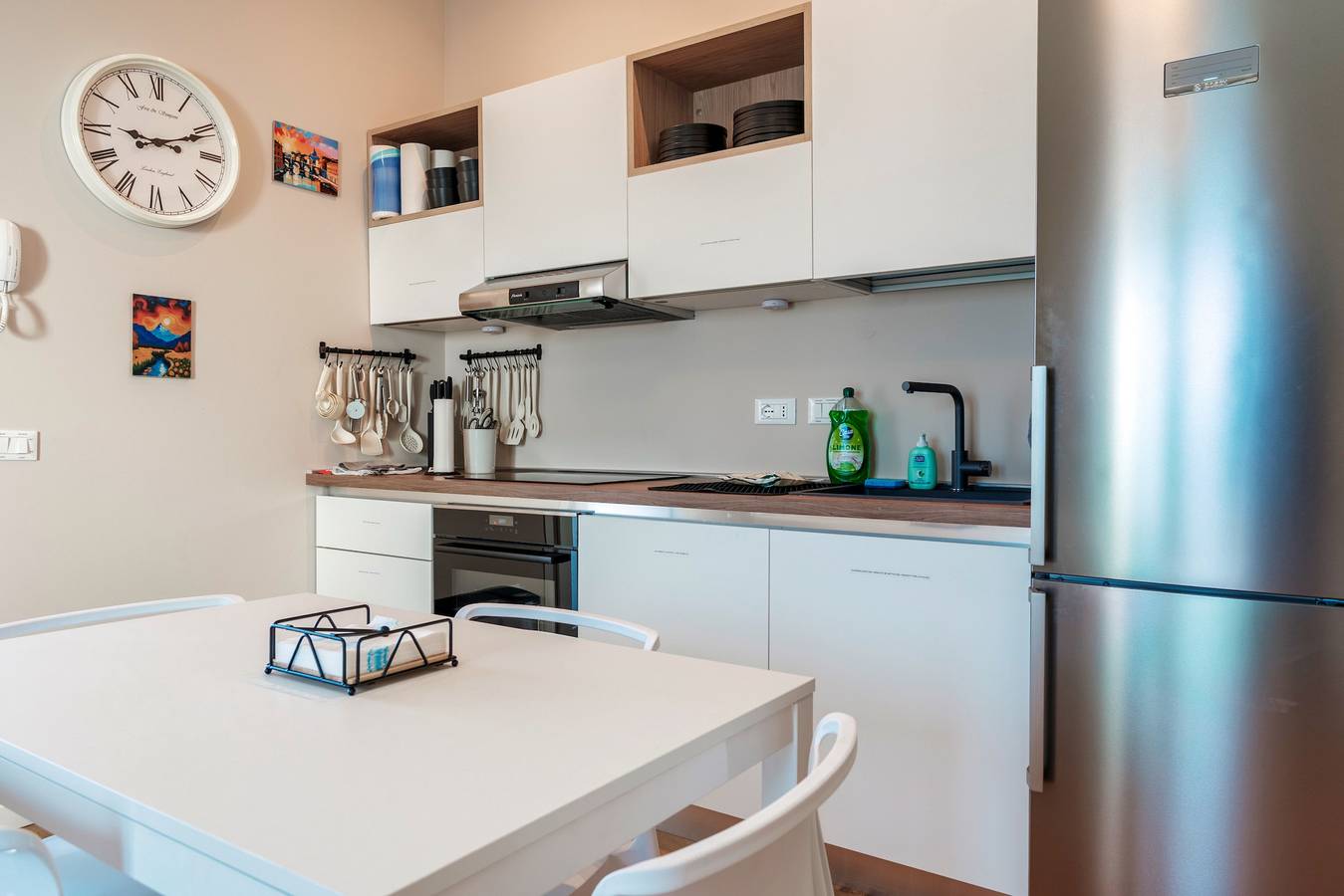 Apartamento entero, Apartamento de vacaciones para 4 personas con jardín in Brescia, Montañas Garda